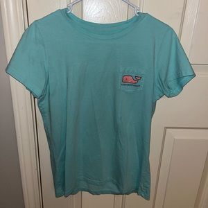 Vineyard vines turquoise whale tee
